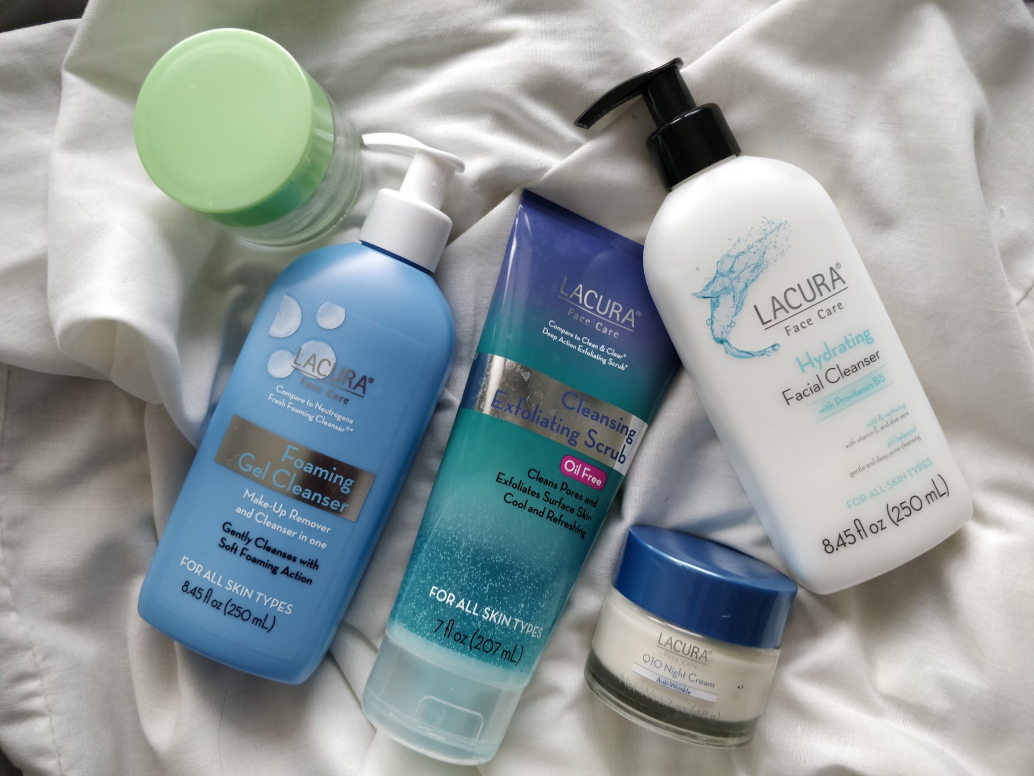 BEAUTY REVIEW Trader Joe's Marula Facial Oil LUXE LIFE // SMALL BUDGET