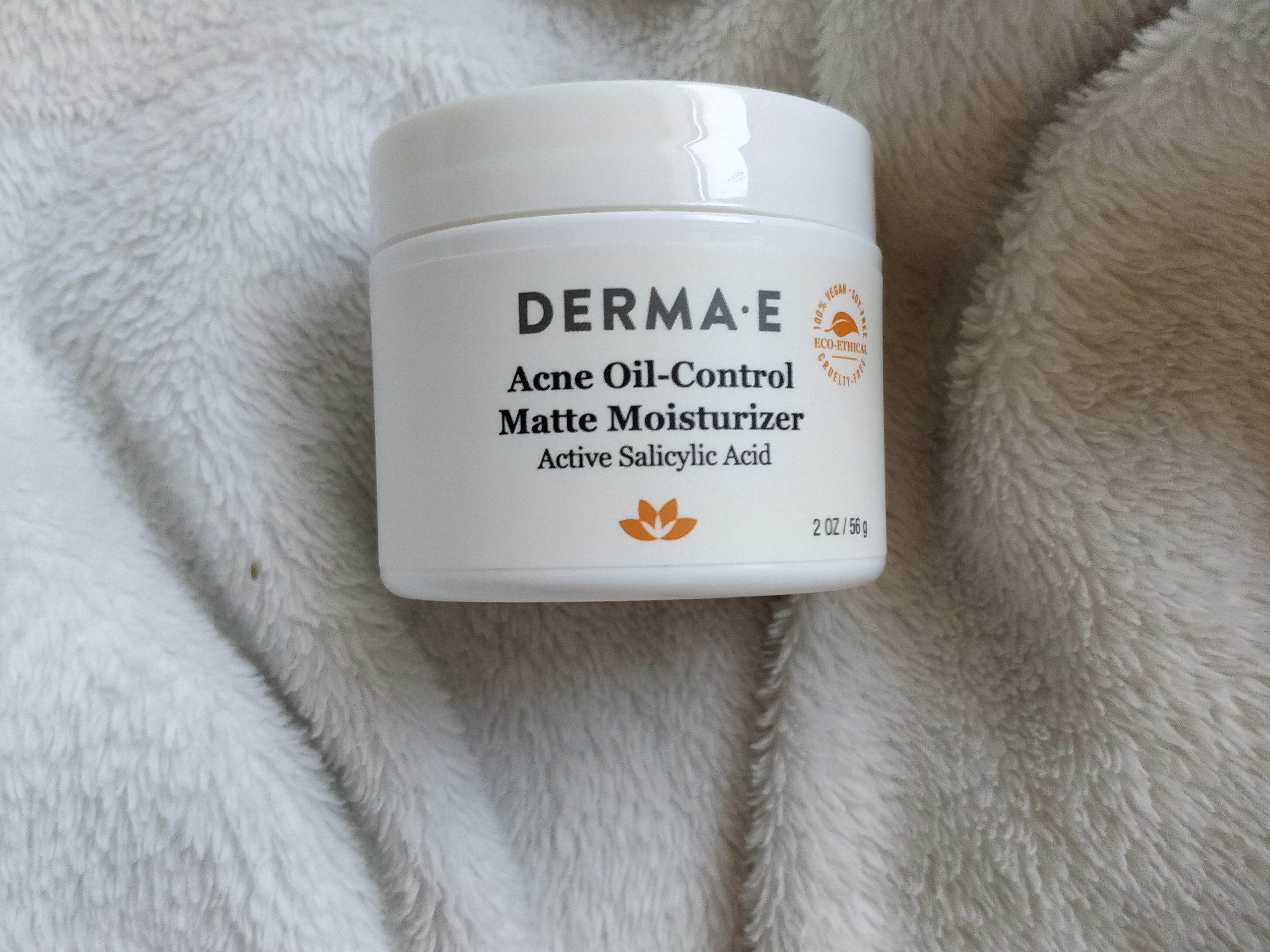 derma e acne oil control matte moisturizer