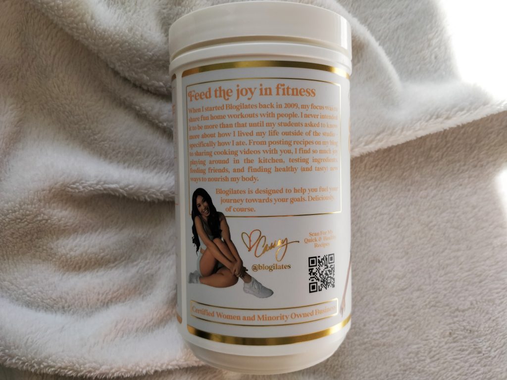 Message from Cassey Ho on back of Blogilates Sculpt & Debloat Protein Powder