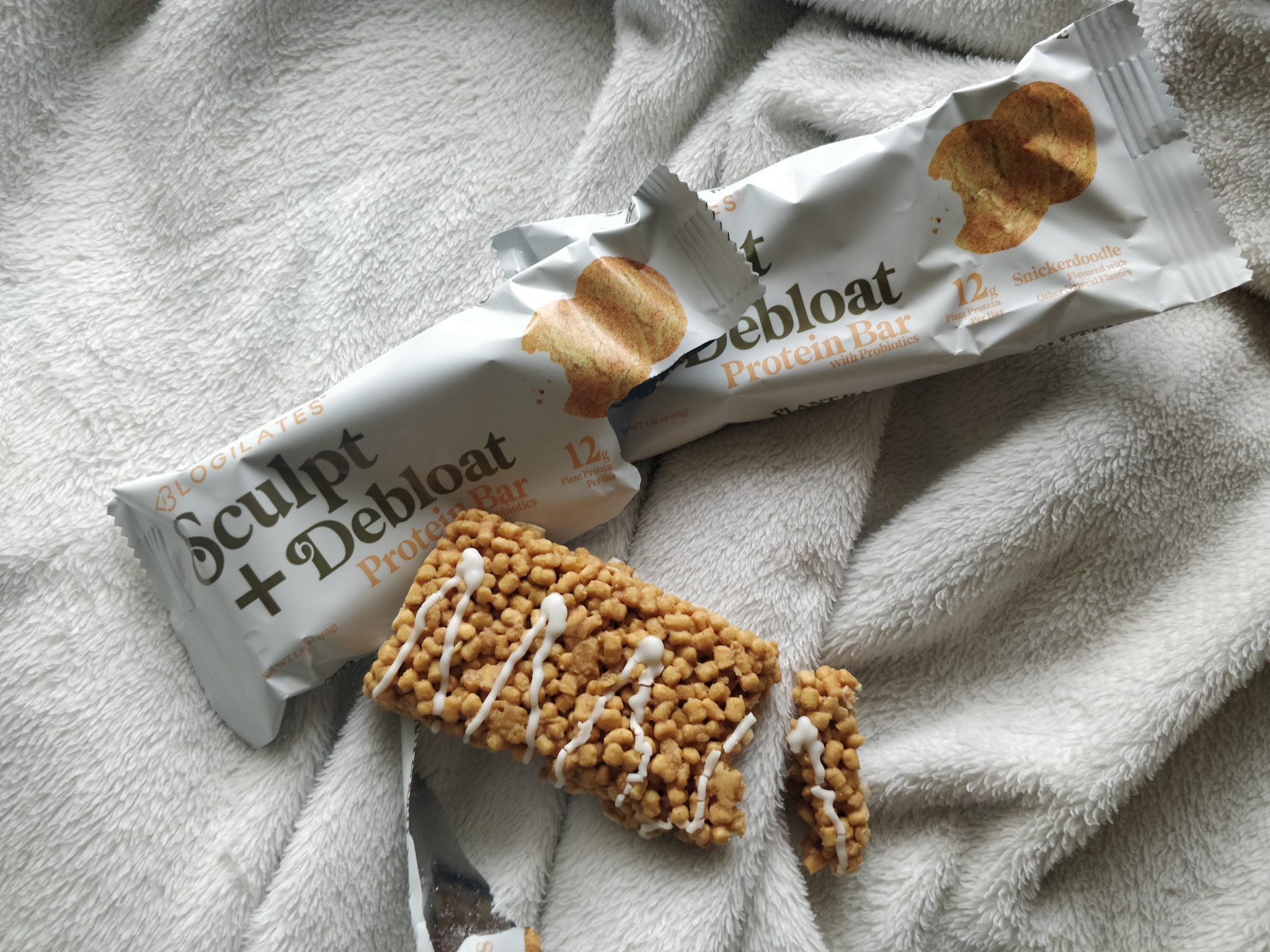 REVIEW Blogilates Sculpt & Debloat Protein Bar with Probiotics LUXE